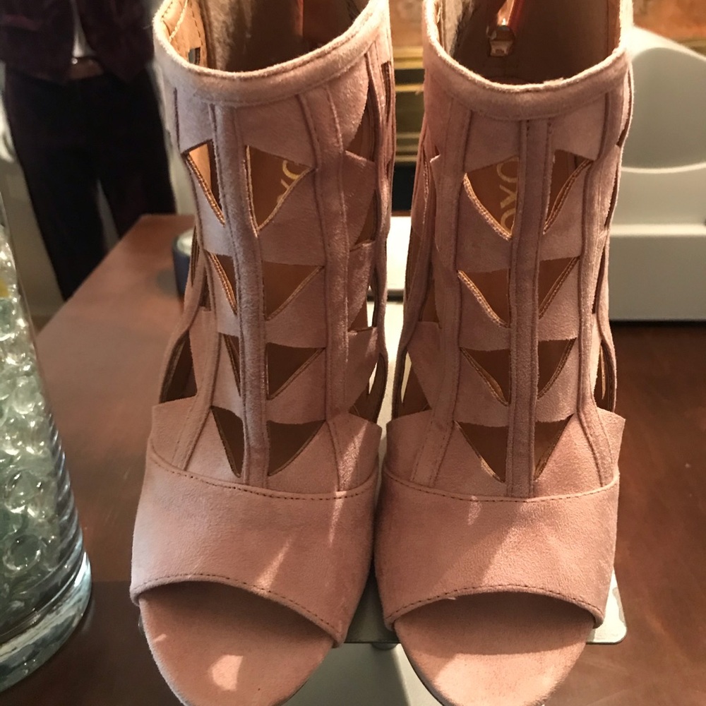 Xoxo pink ankle boots 9